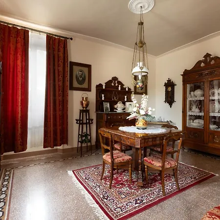 A Casa Di Franca Con Piscina Villa