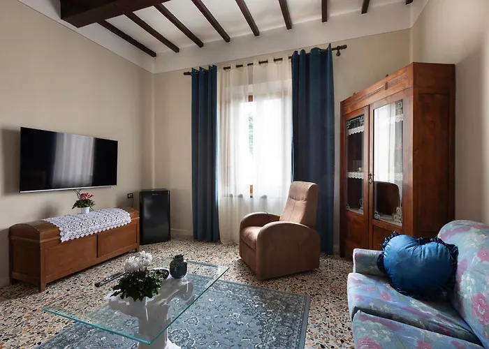A Casa Di Franca Con Piscina Villa *